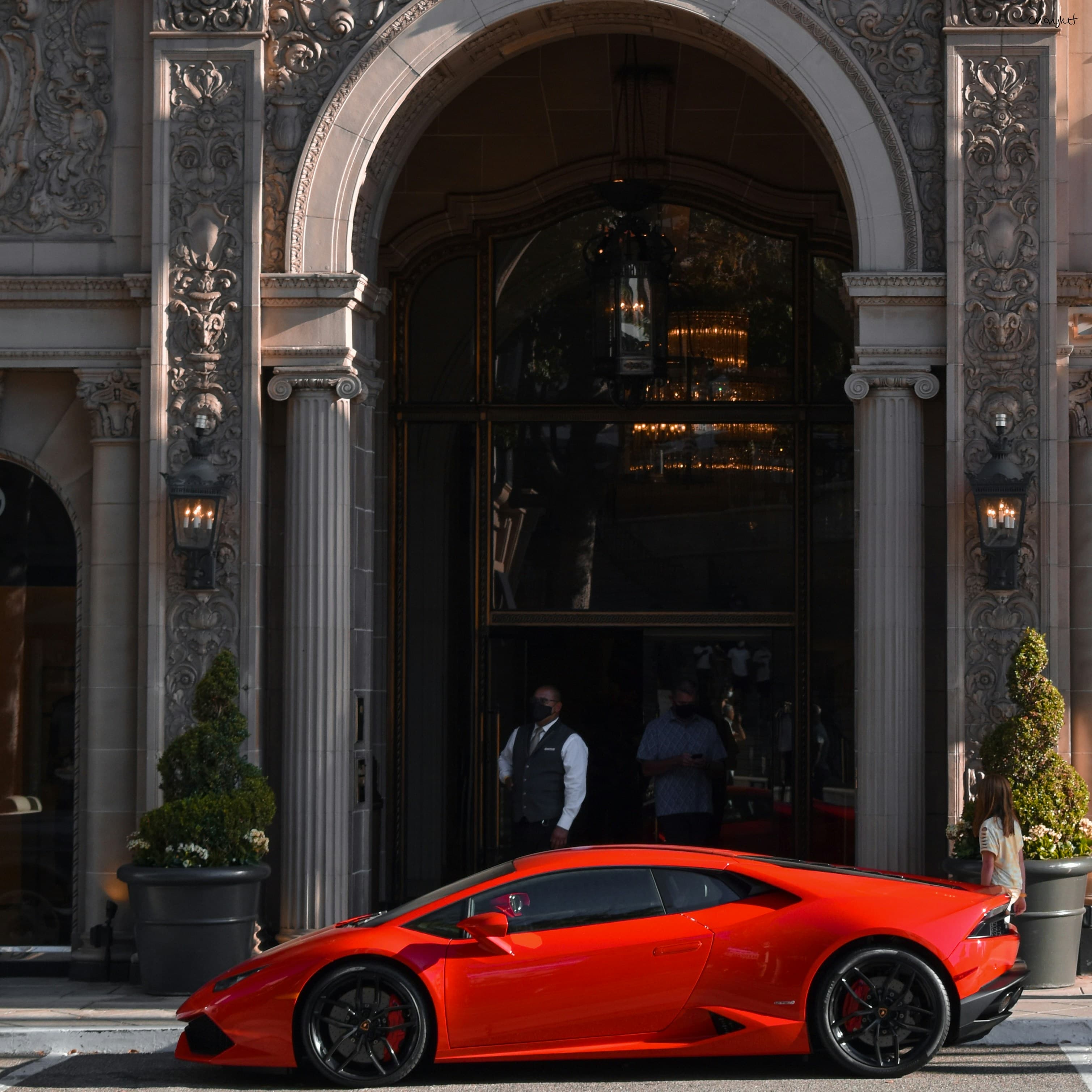 High-Net-Worth & Institutional
